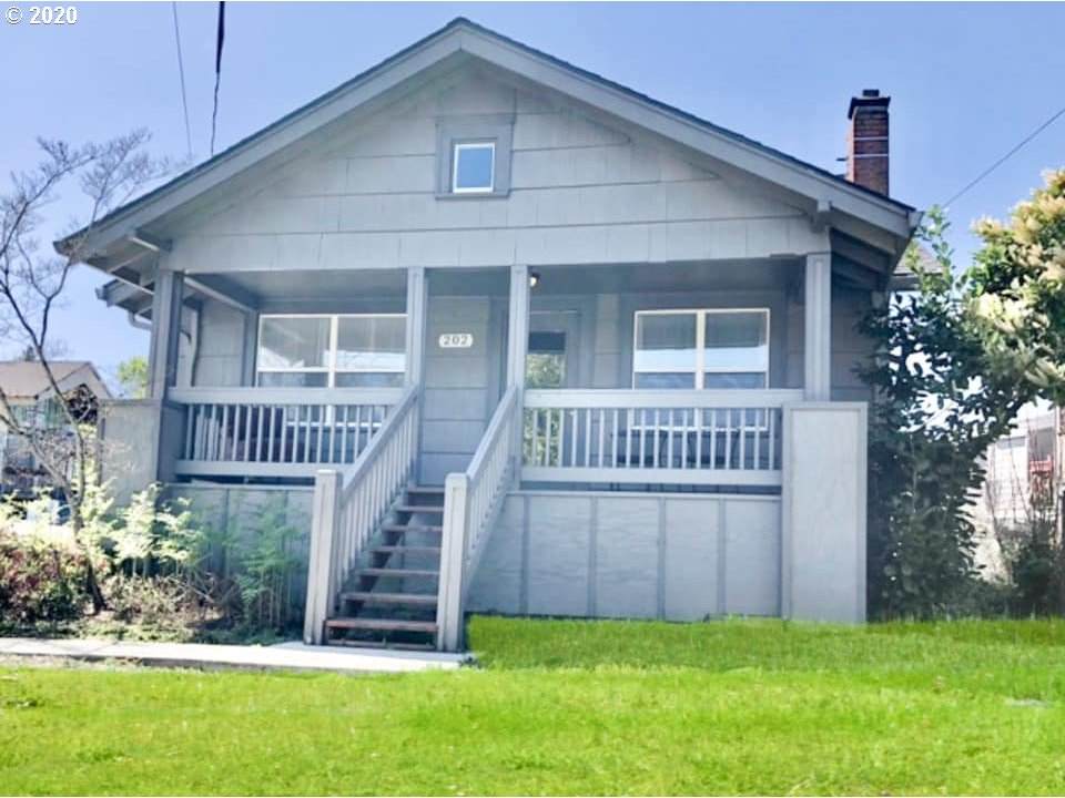 202 Molalla Ave - Photo 1