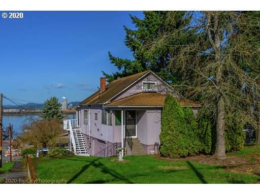 109 3RD St - Photo 1