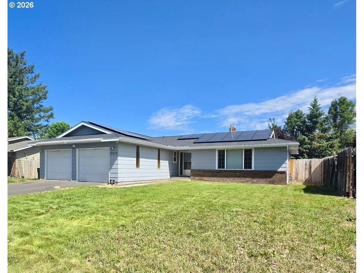 5313 Mazama Dr - Photo 1