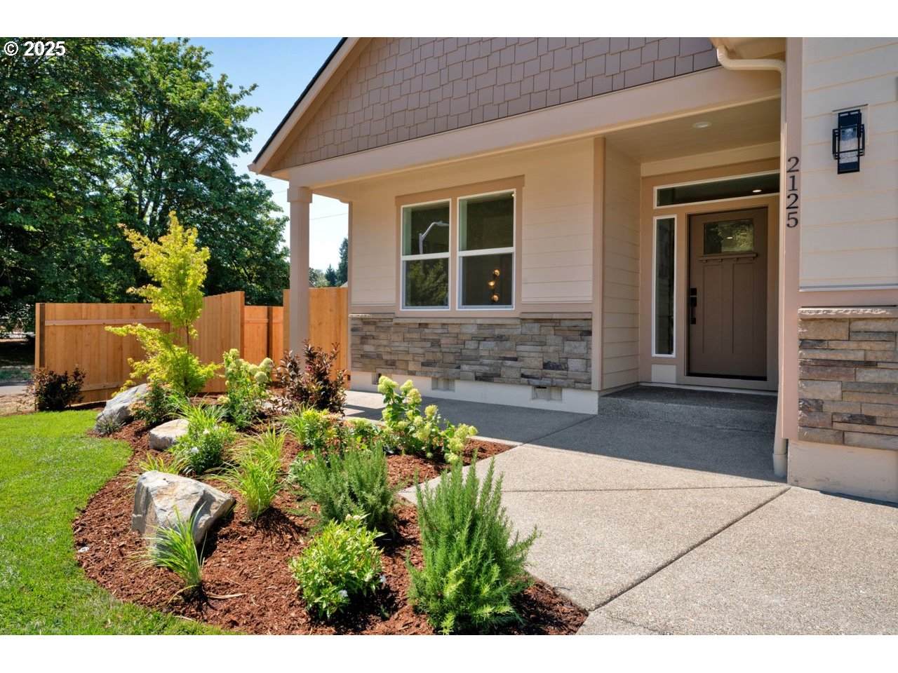 https://bt-photos.global.ssl.fastly.net/portland/orig_boomver_2_750889602-2.jpg