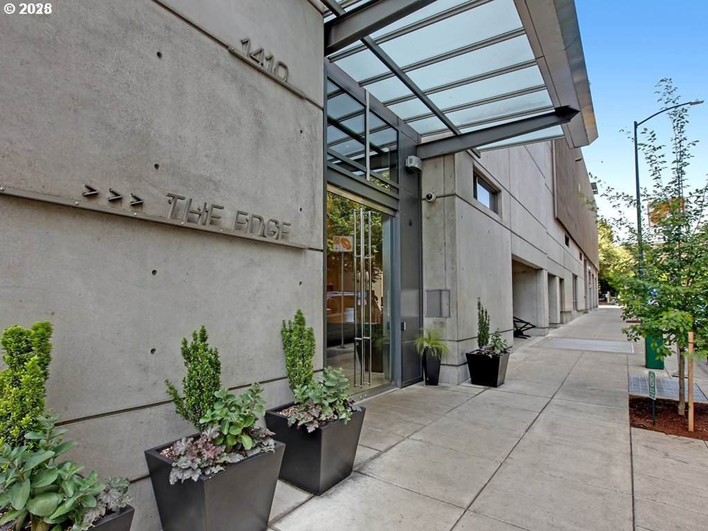 1410 Kearney St - Photo 1