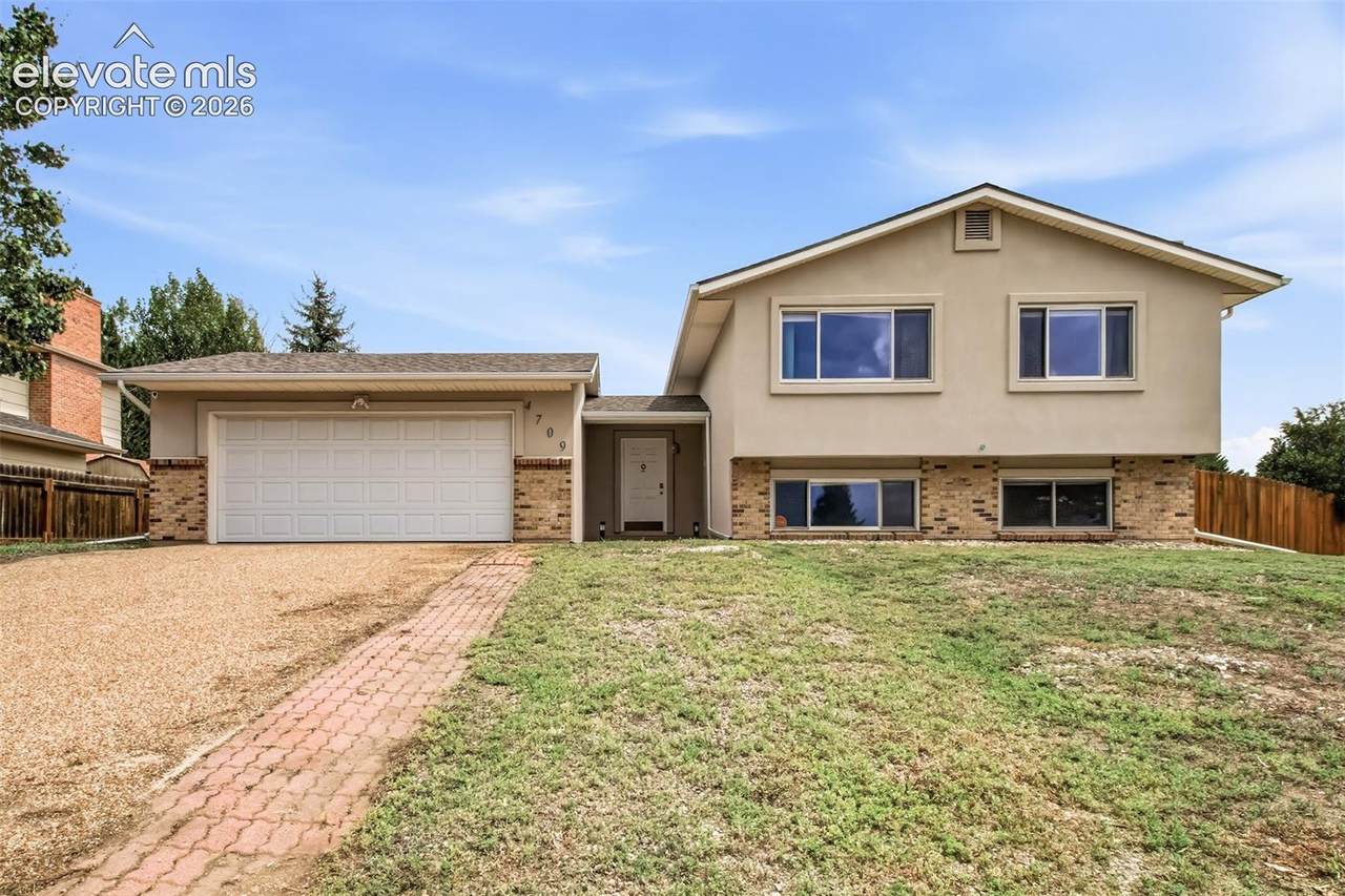 4709 Turquoise Circle - Photo 1
