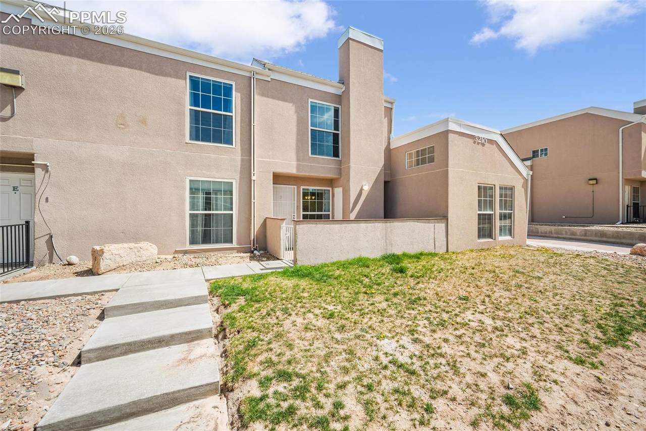 3210 Van Teylingen Drive - Photo 1
