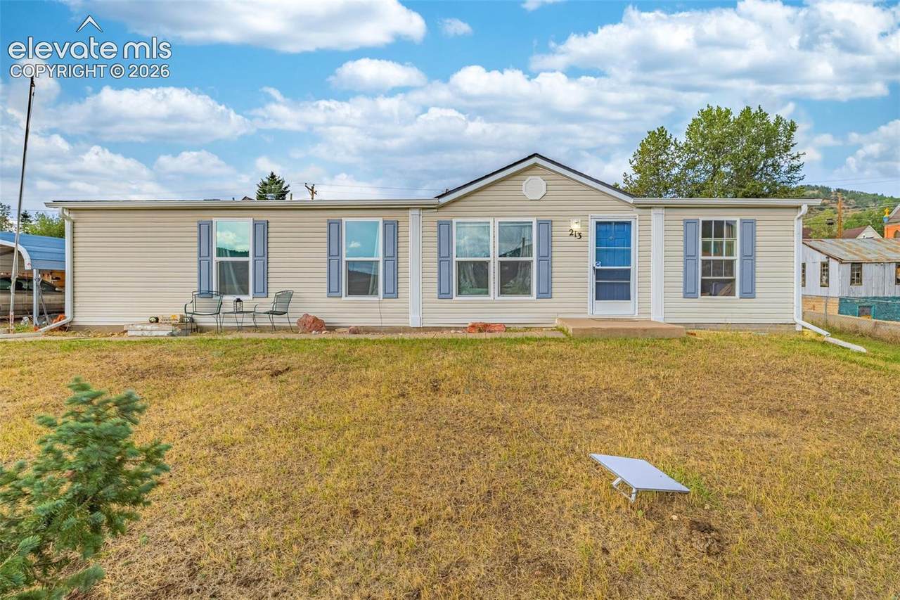 213 1st Street - Photo 1