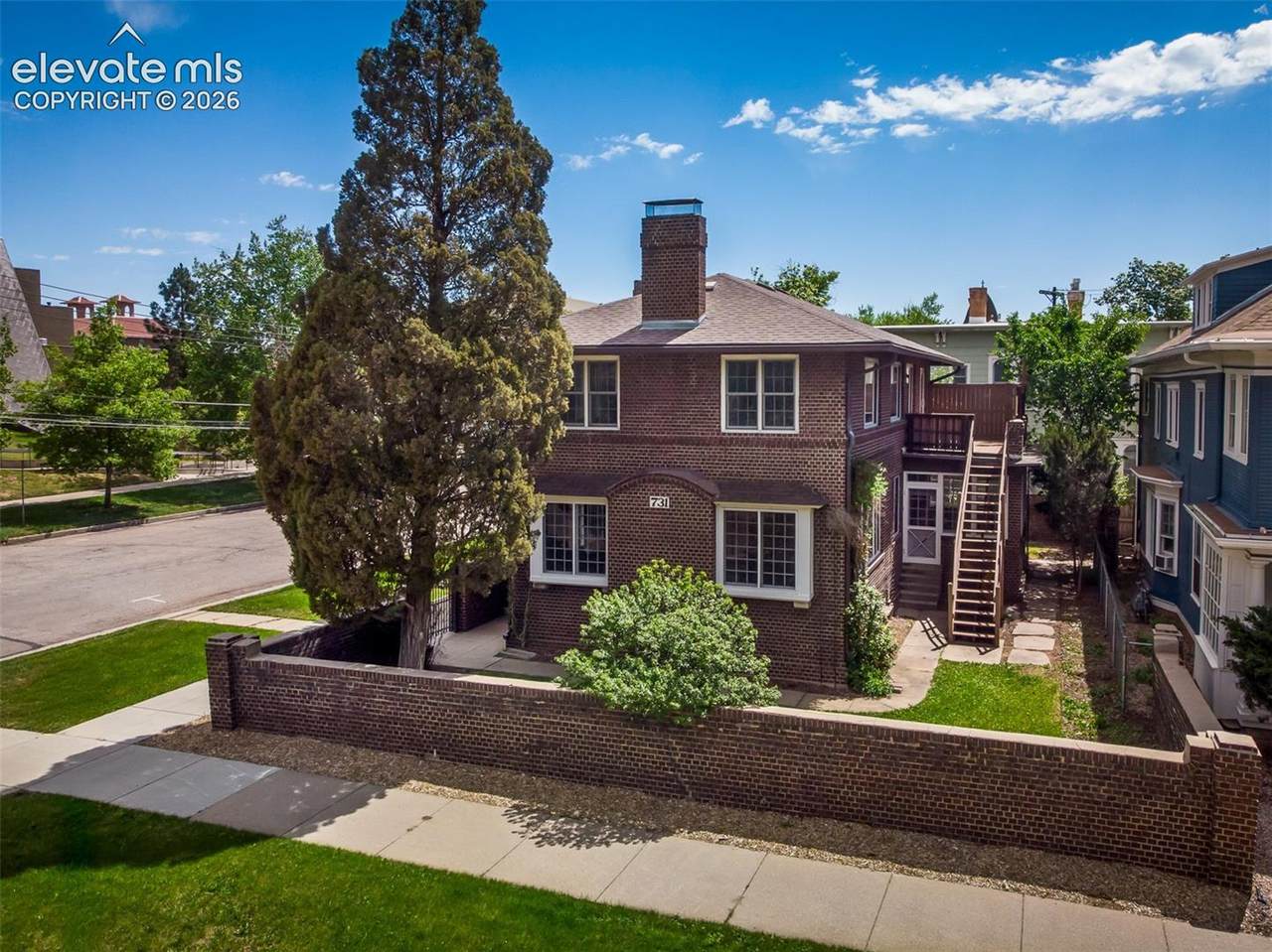 731 Cascade Avenue - Photo 1