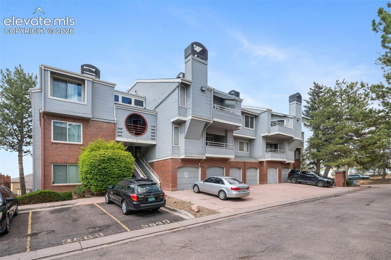 3700 Iguana Drive - Photo 1