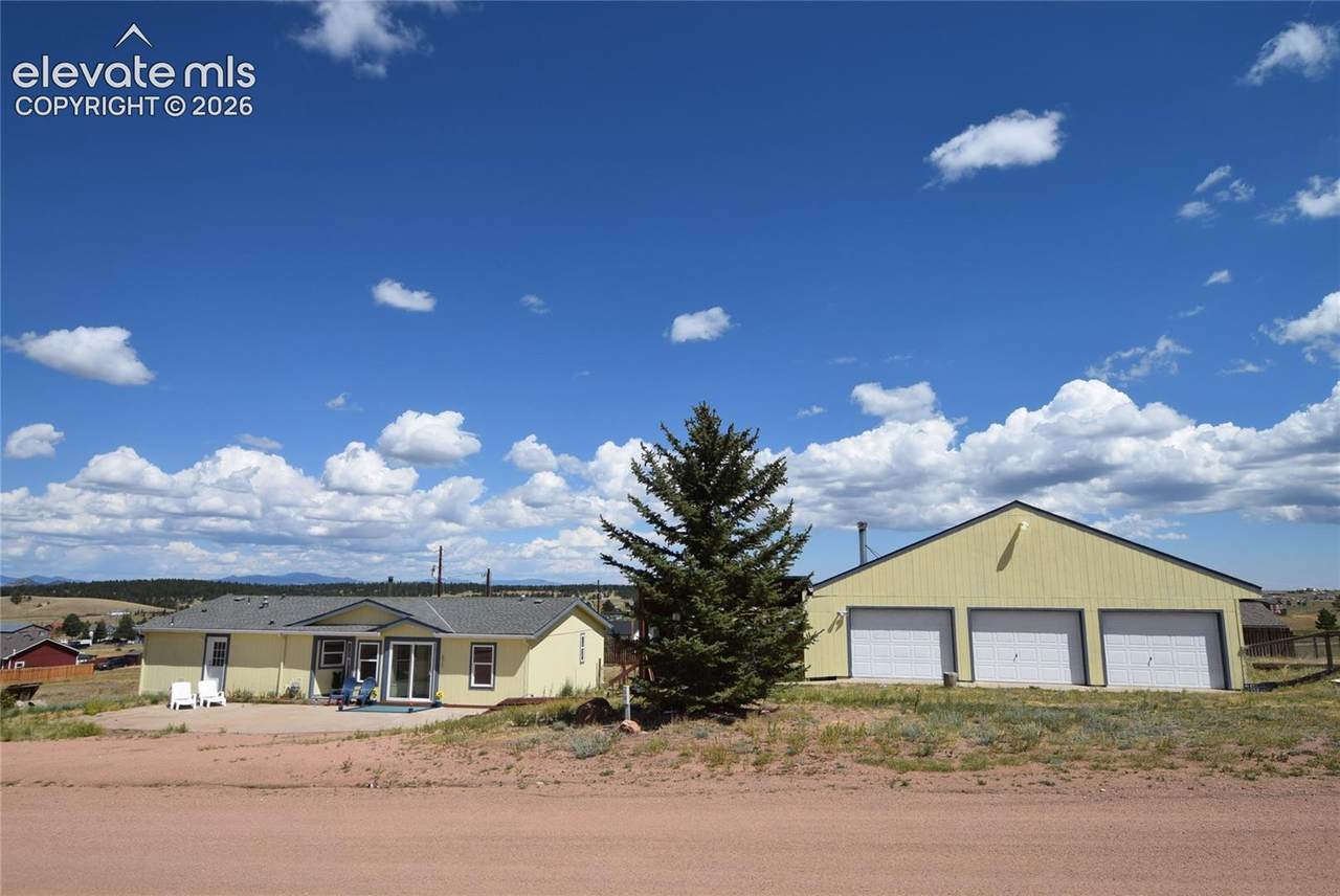 877 Maid Marian Drive - Photo 1