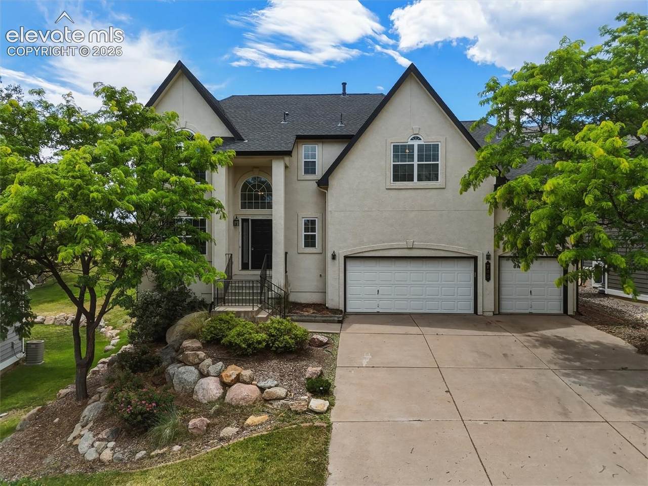 745 Herbglen Court - Photo 1