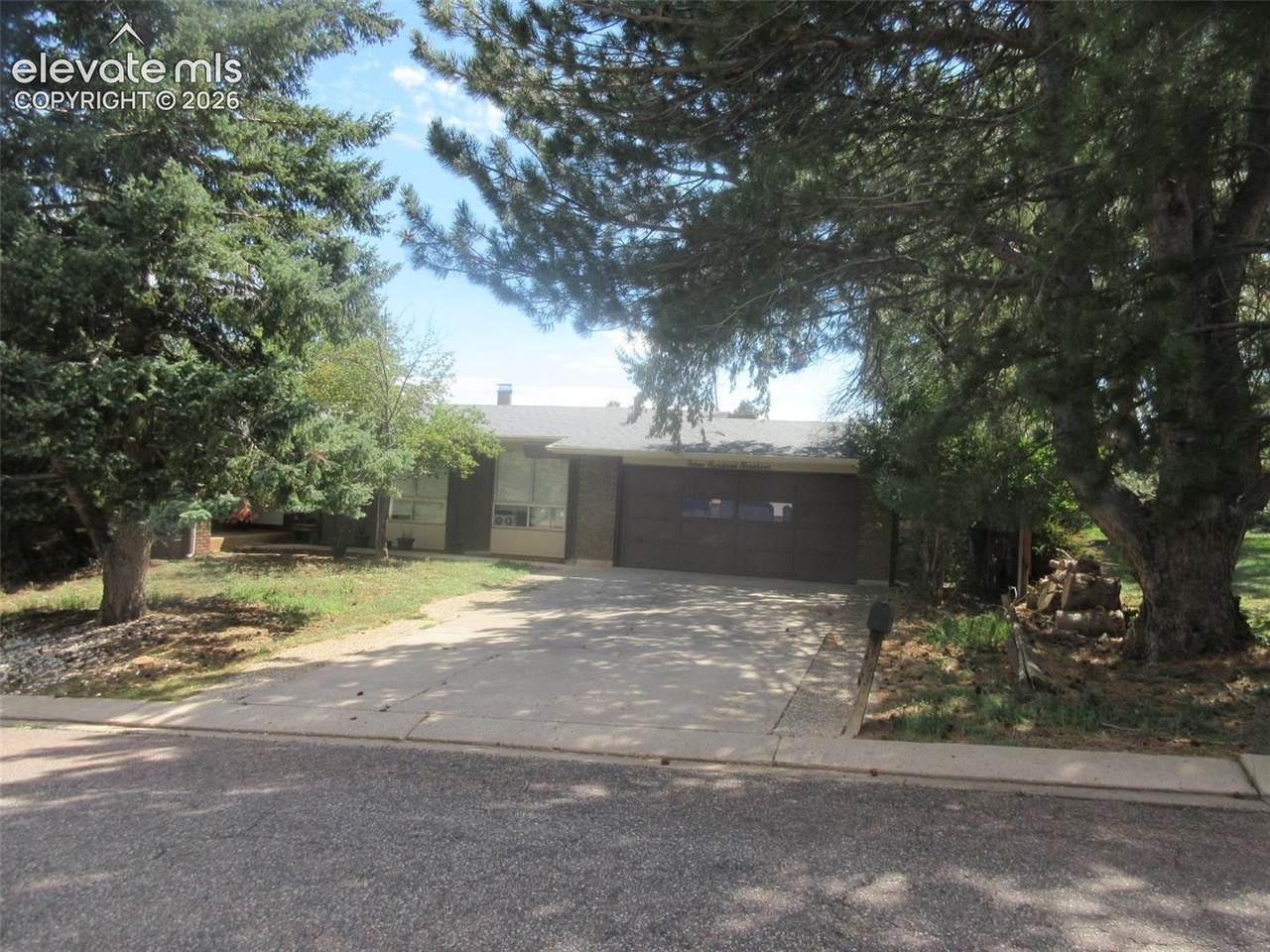 319 Clarksley Road - Photo 1