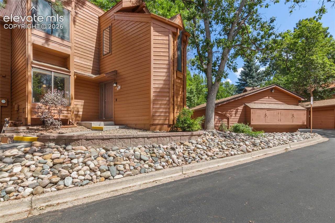 4739 Daybreak Circle - Photo 1