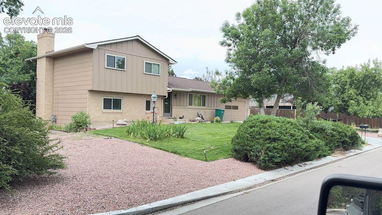 1404 Imperial Road - Photo 1