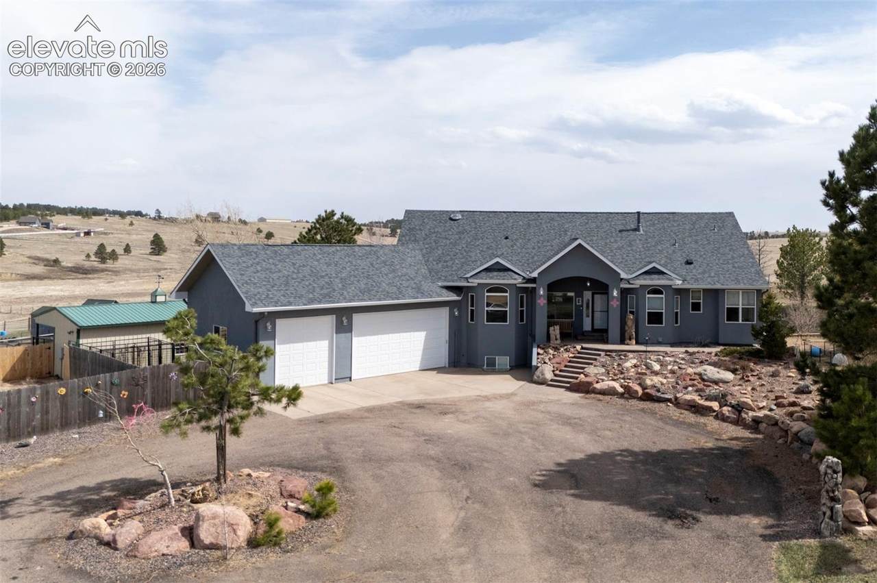 5910 Mccart Ranch Circle - Photo 1