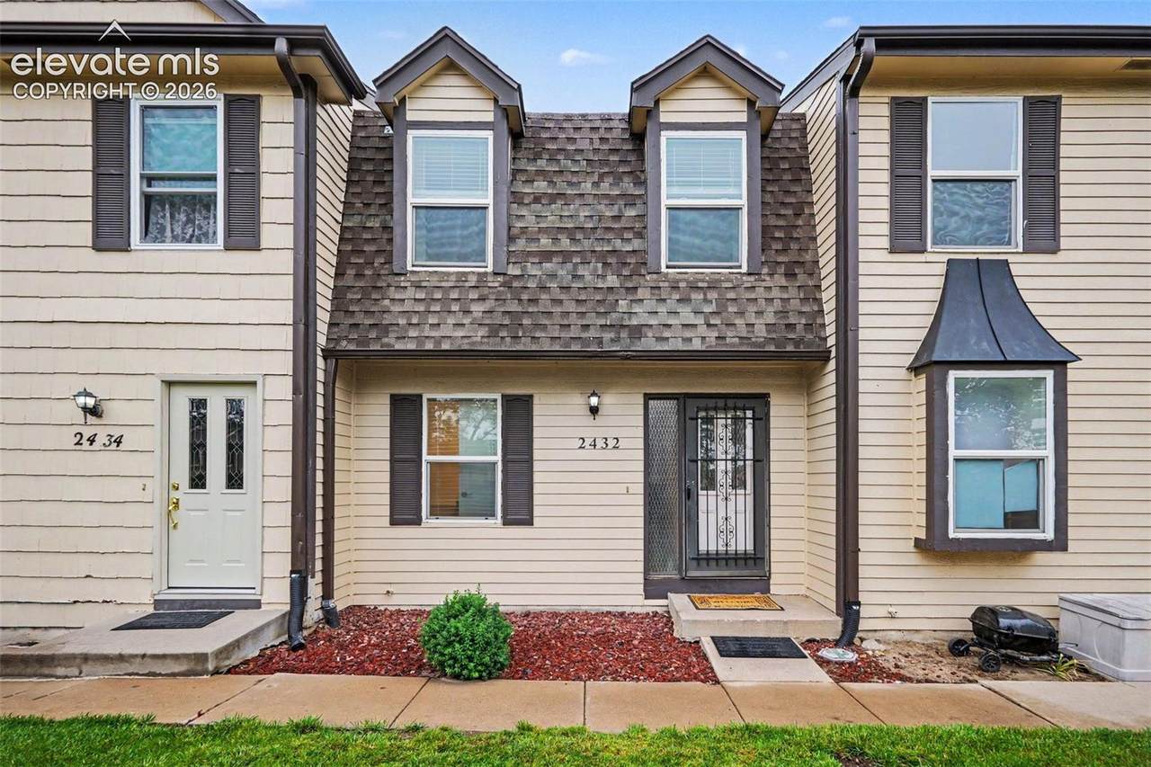 2432 Lexington Village Lane - Photo 1