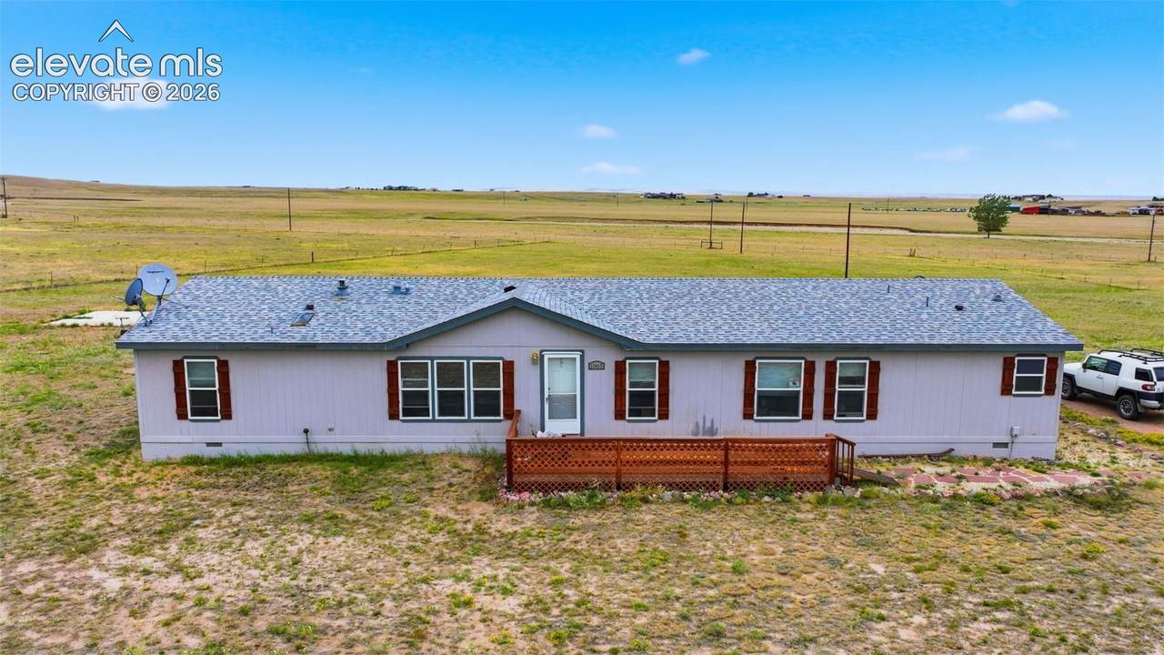 1005 Engleby Drive - Photo 1