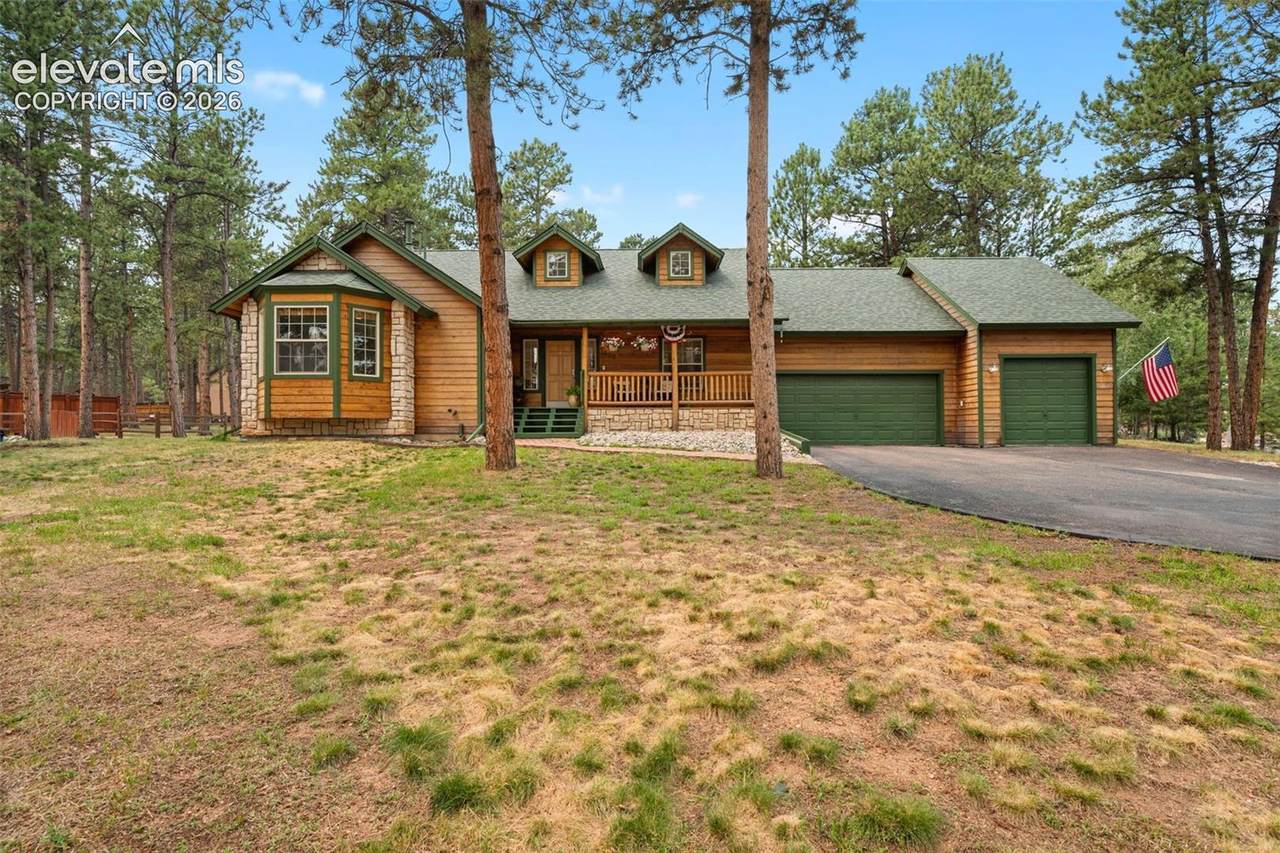 1400 Eagle Trace Court - Photo 1