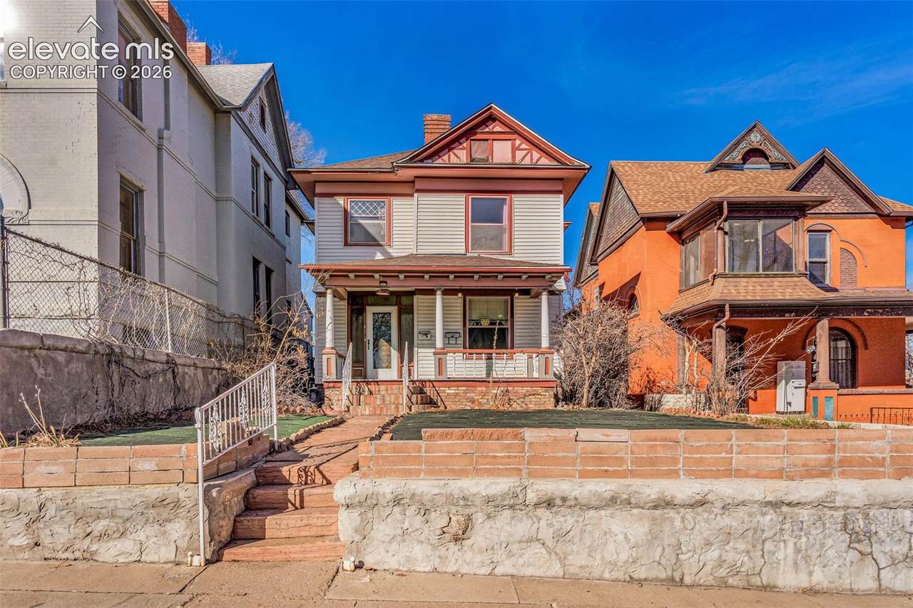 511 Broadway Avenue - Photo 1
