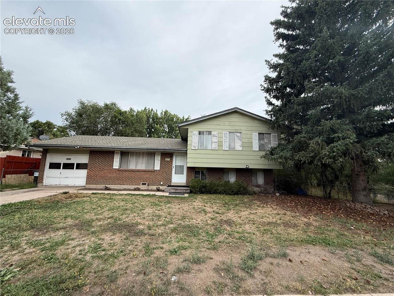 4927 Palmer Park Boulevard - Photo 1