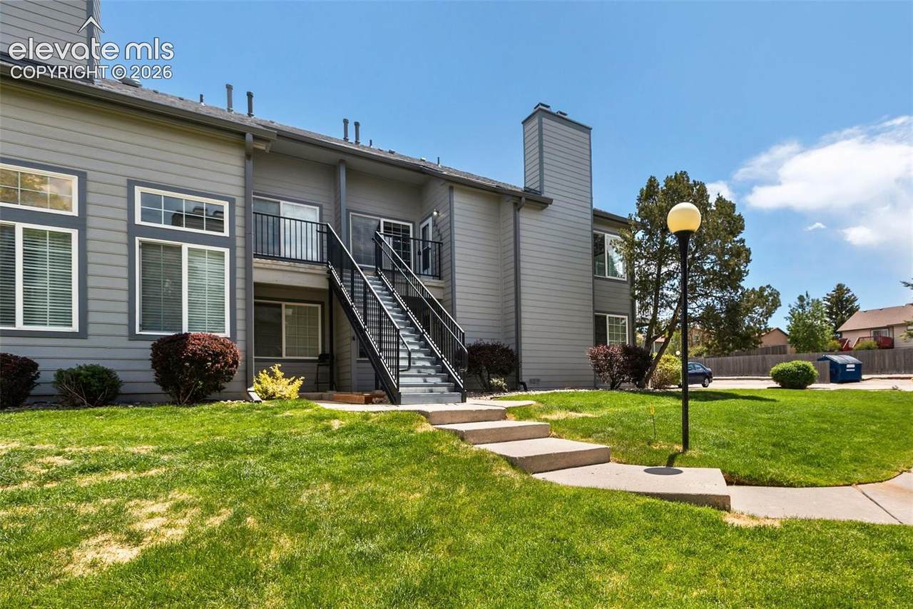 2758 Montague Drive - Photo 1