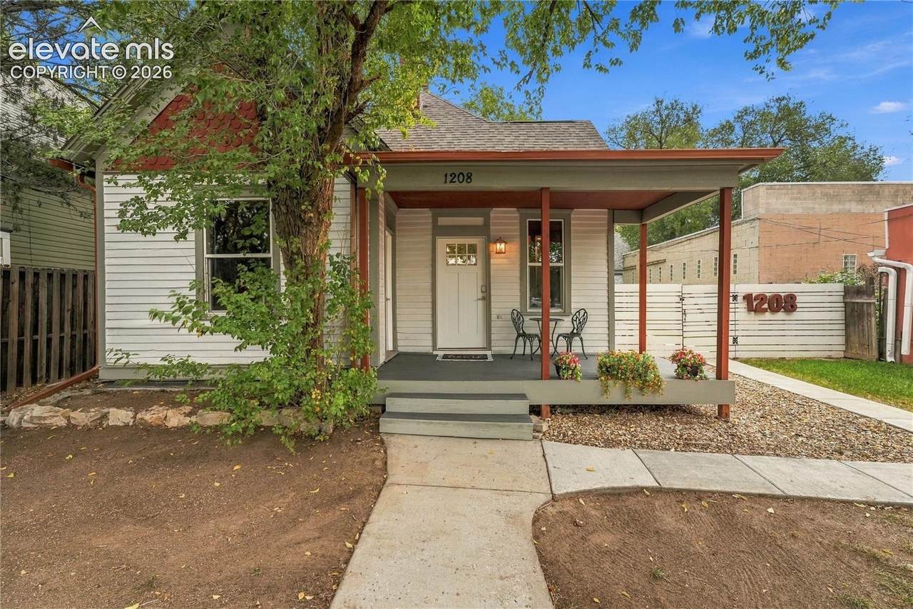 1208 Colorado Avenue - Photo 1