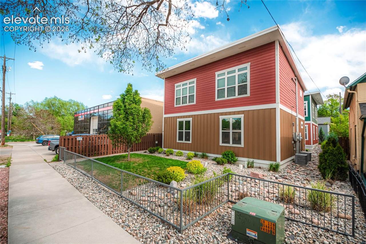 525 Kiowa Street - Photo 1