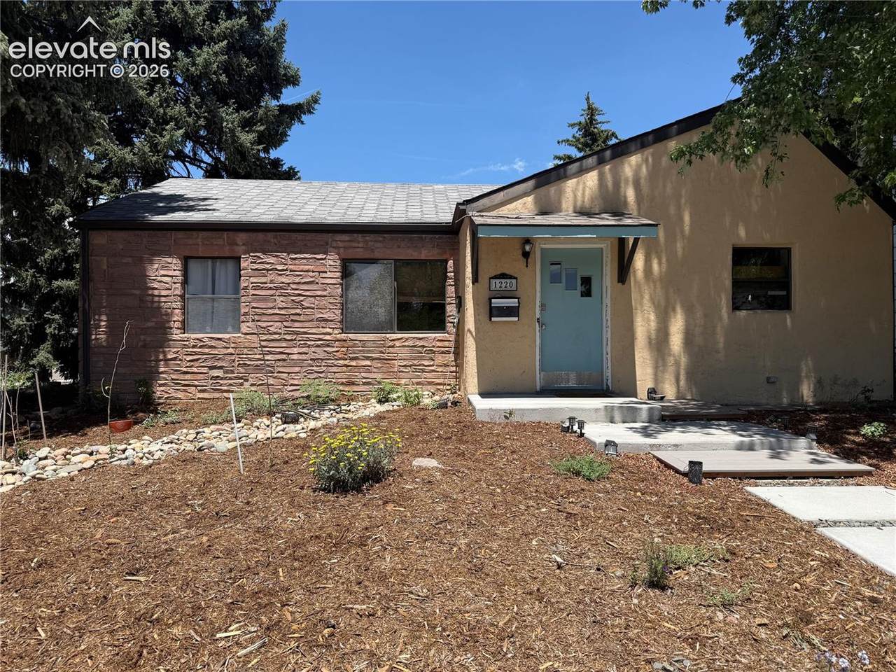 1220 San Rafael Street - Photo 1