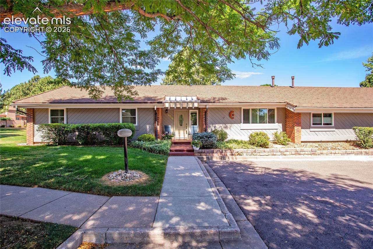 2760 Fox Grove Court - Photo 1