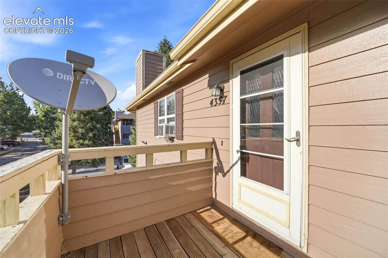 4357 Hunting Meadows Circle - Photo 1