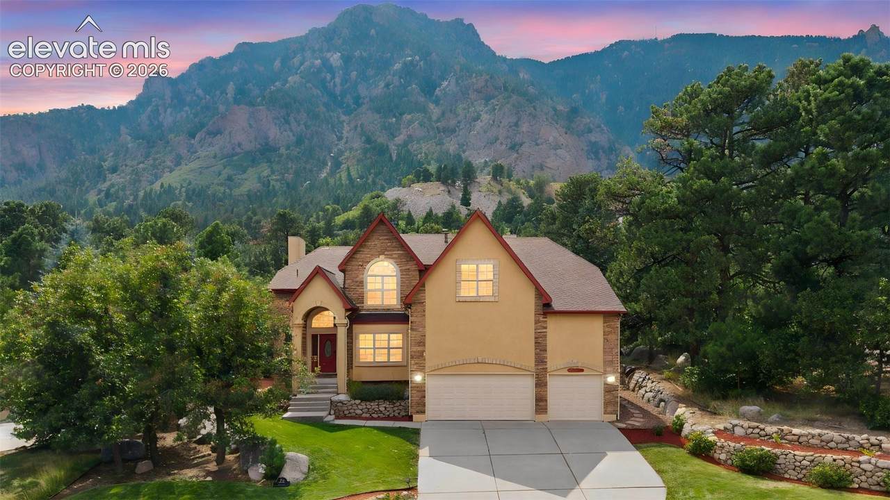 645 Paisley Drive - Photo 1