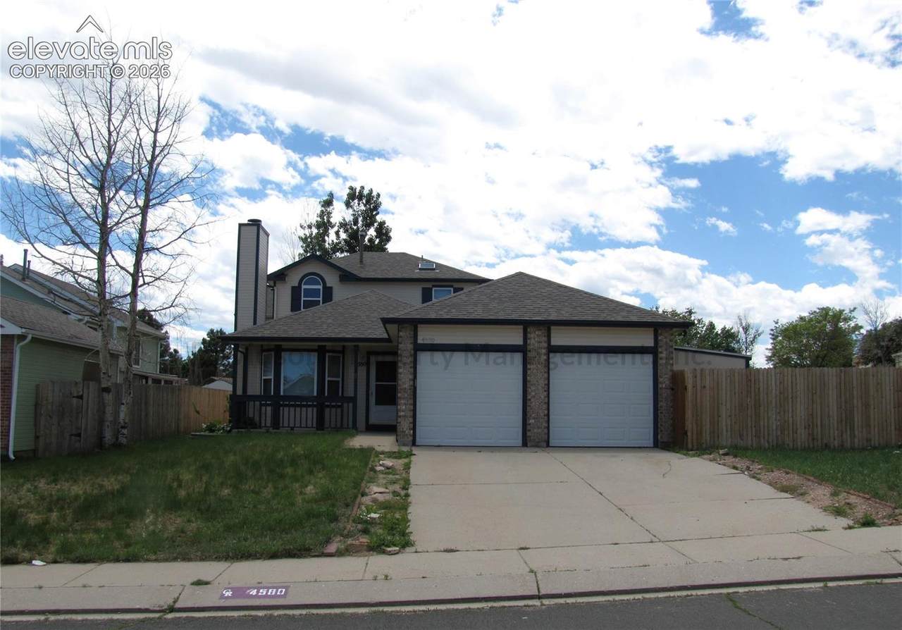 4580 Ramblewood Drive - Photo 1