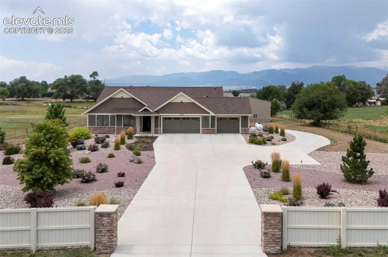 10130 Shumway Road - Photo 1