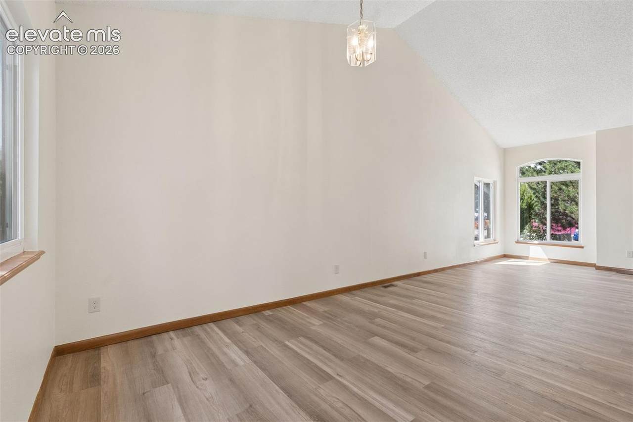https://bt-photos.global.ssl.fastly.net/ppmls/1280_boomver_1_90e0e5c52ddbb260f3175e03d68f3d41-2.jpg