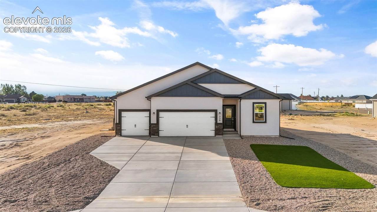 559 Bayview Drive - Photo 1
