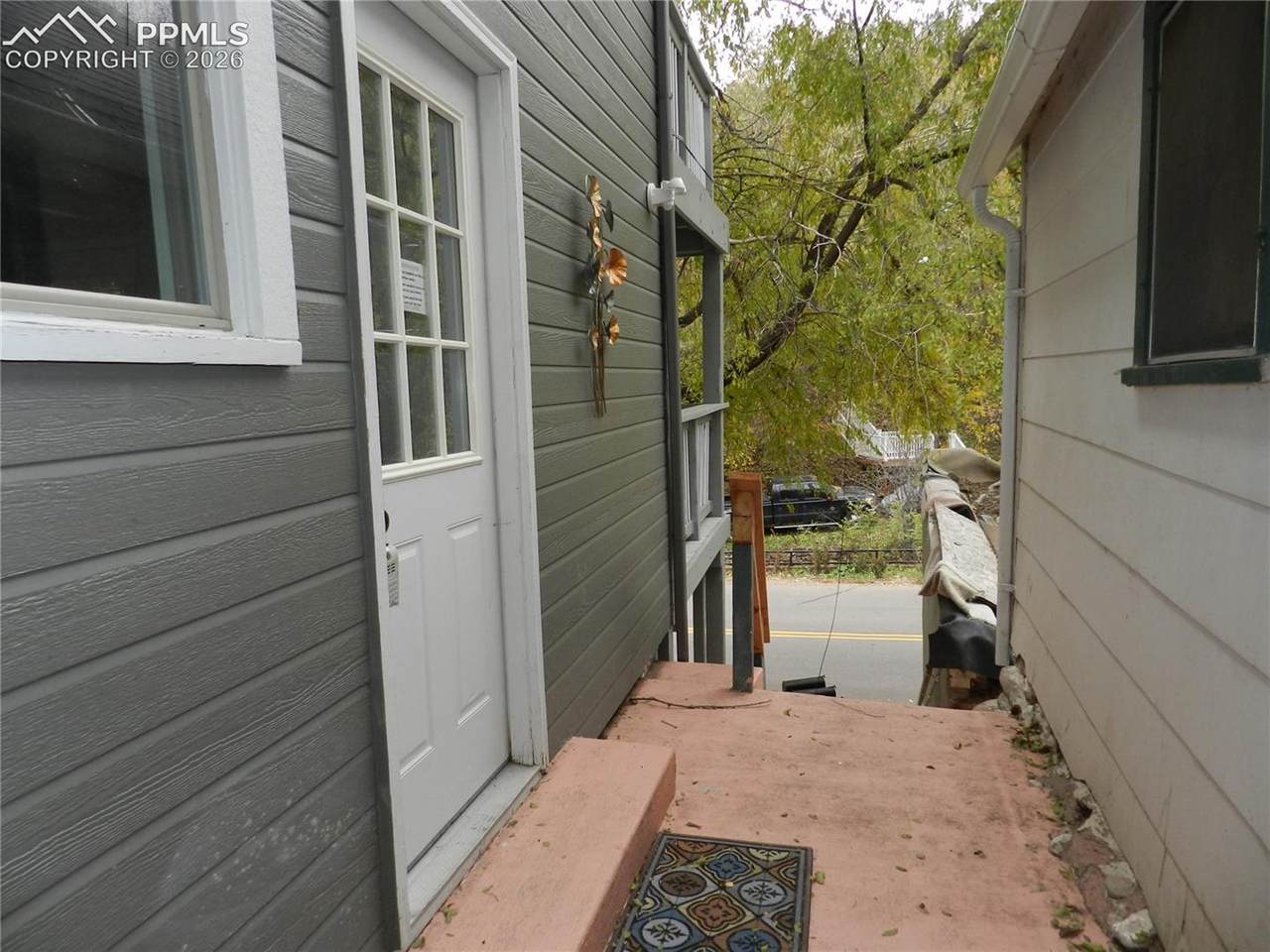 358 Ruxton Avenue - Photo 1