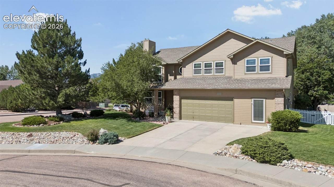 210 Sedona Drive - Photo 1