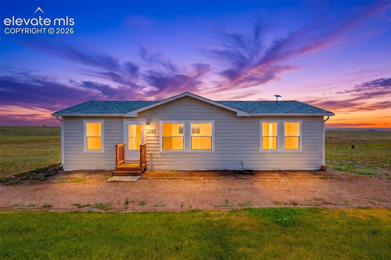 3245 Pennys Peak View - Photo 1