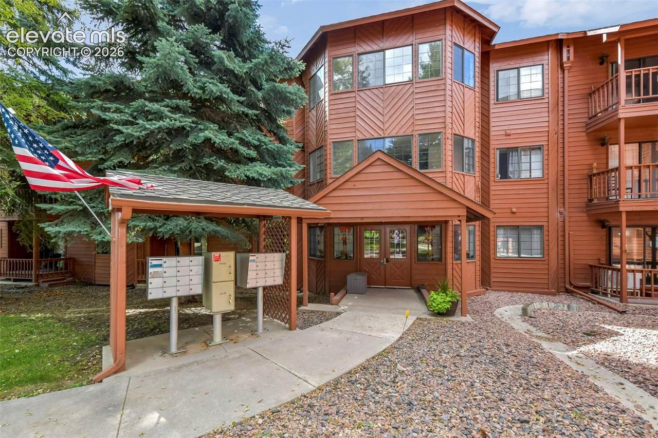 2430 Palmer Park Boulevard - Photo 1