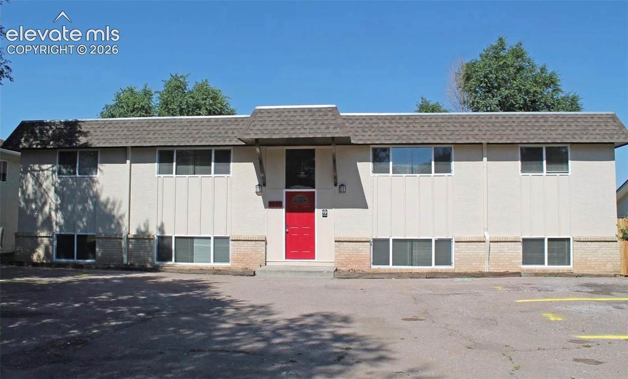 330 Gahart Drive - Photo 1