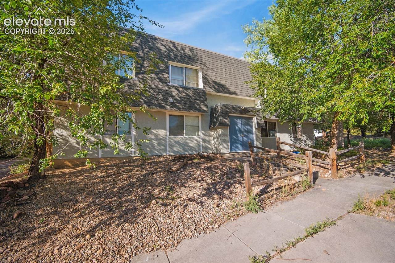 2545-2551 Willamette Avenue - Photo 1