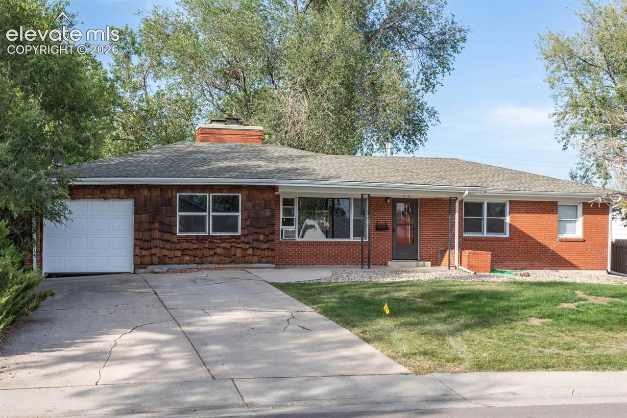 614 Ramona Avenue - Photo 1