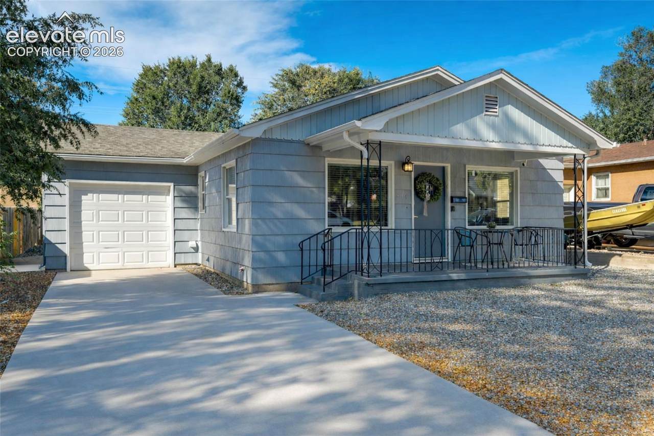 616 Bonfoy Avenue - Photo 1