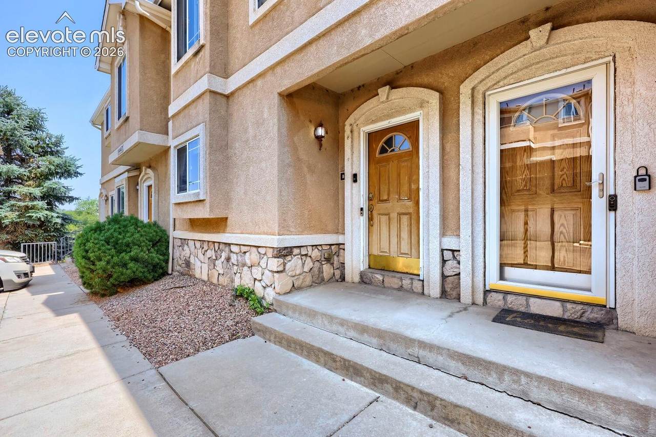 1447 Madison Ridge Heights - Photo 1