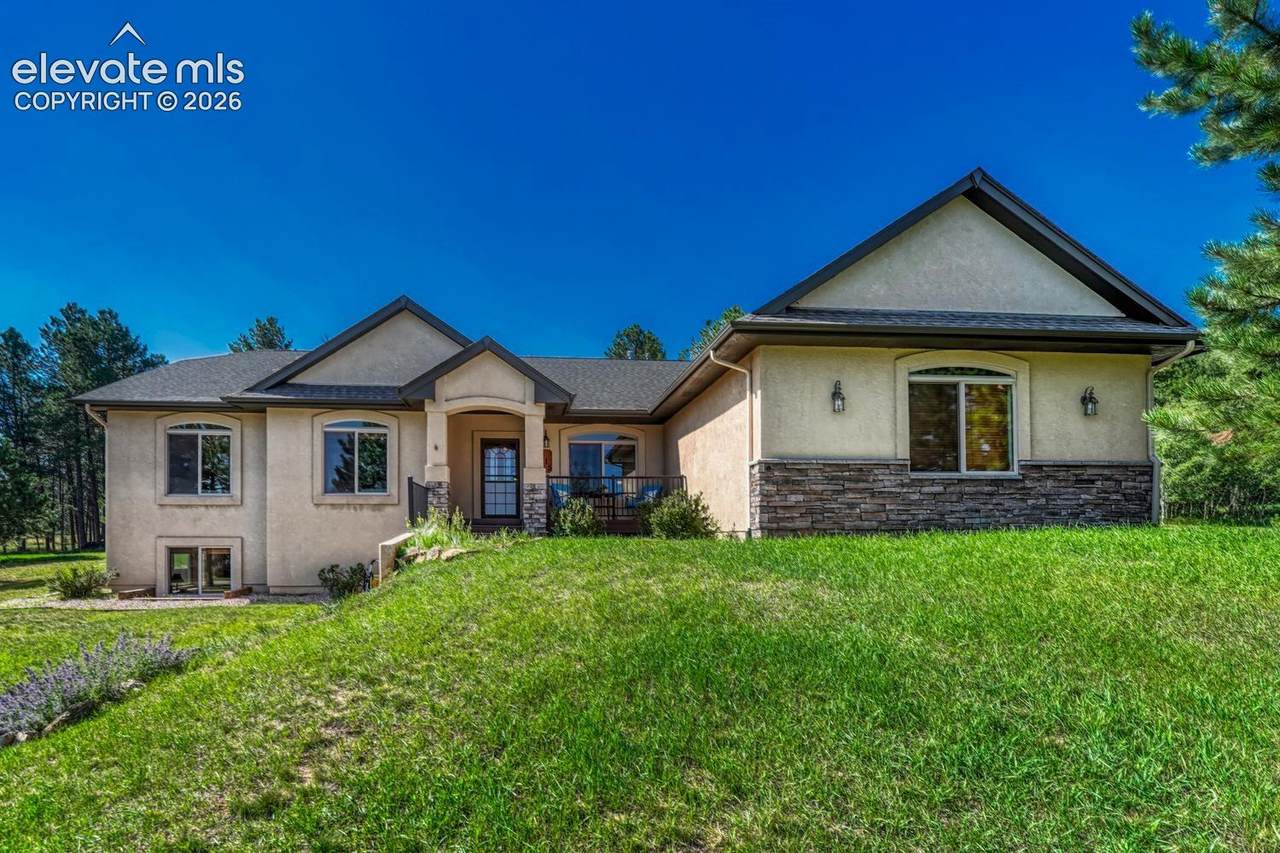 115 Hawkridge Drive - Photo 1