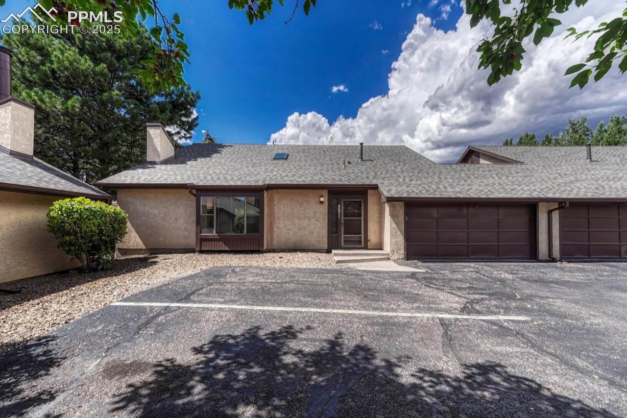 4671 Winewood Village Drive - Photo 1