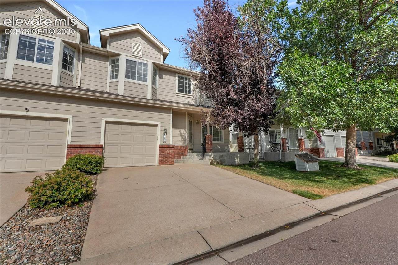 1049 Samuel Point - Photo 1