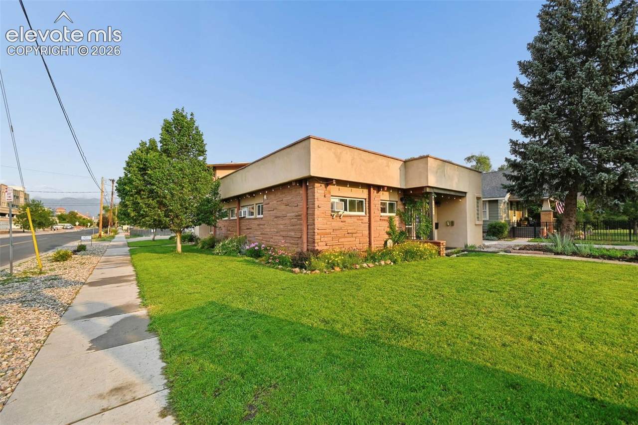 2402 Nevada Avenue - Photo 1