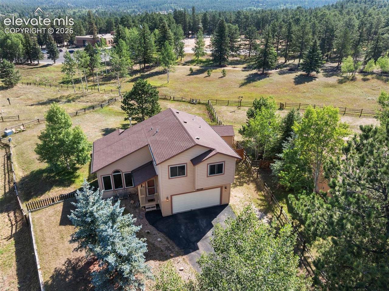 290 Taopi Circle - Photo 1