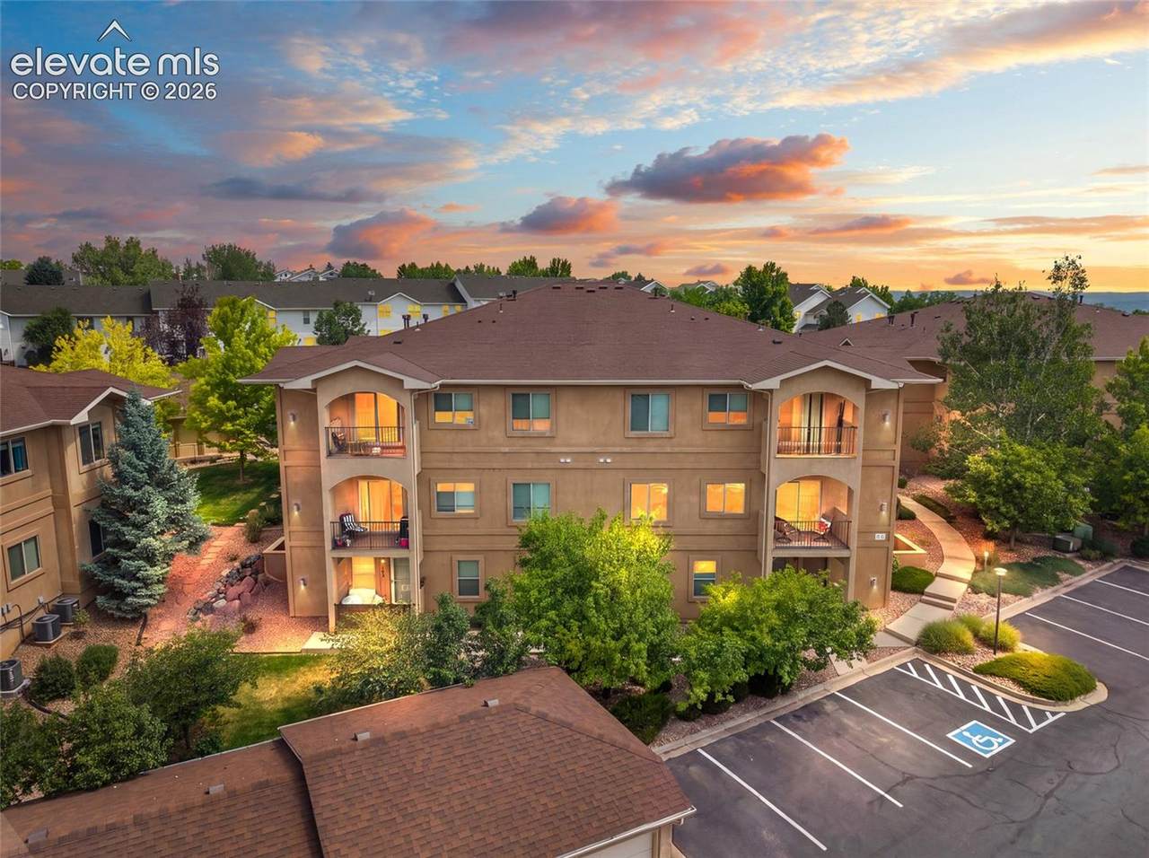 1550 Little Bear Creek Point - Photo 1