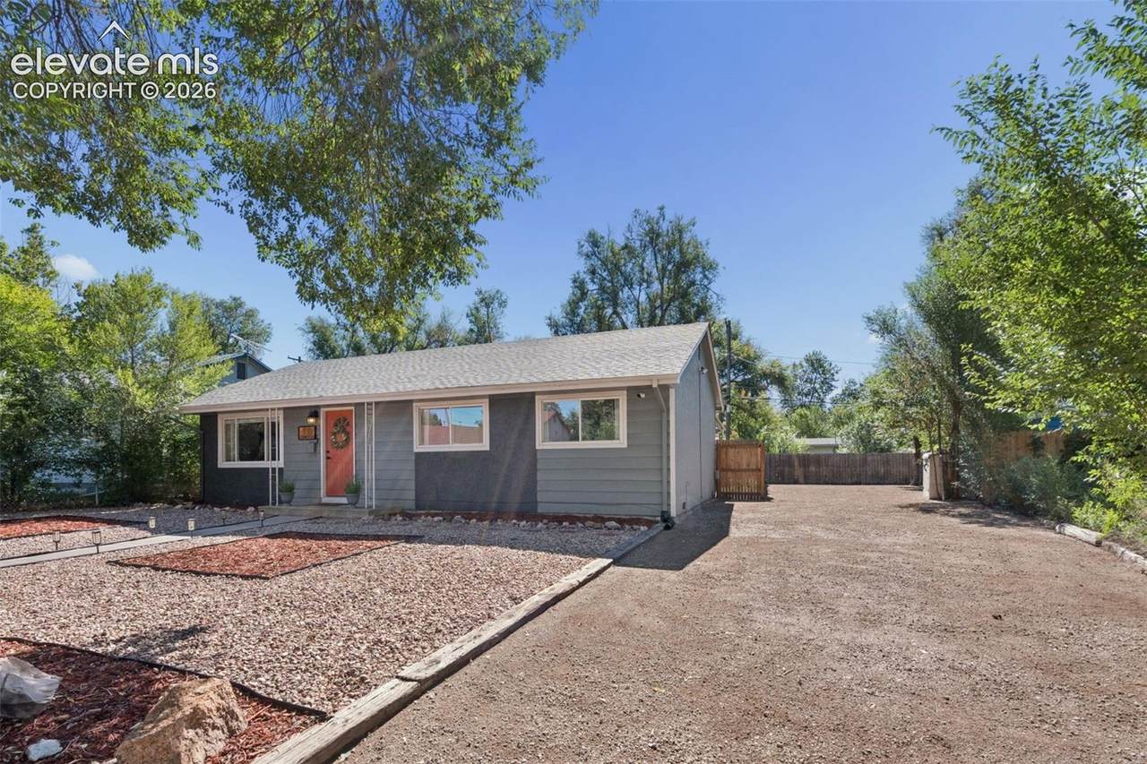 3307 Corbett Lane - Photo 1