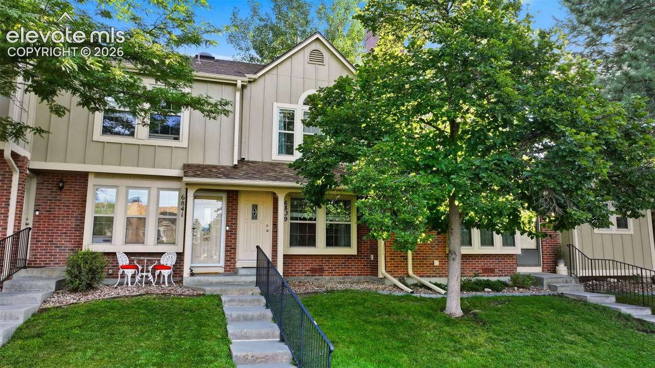 6839 Mountain Top Lane - Photo 1