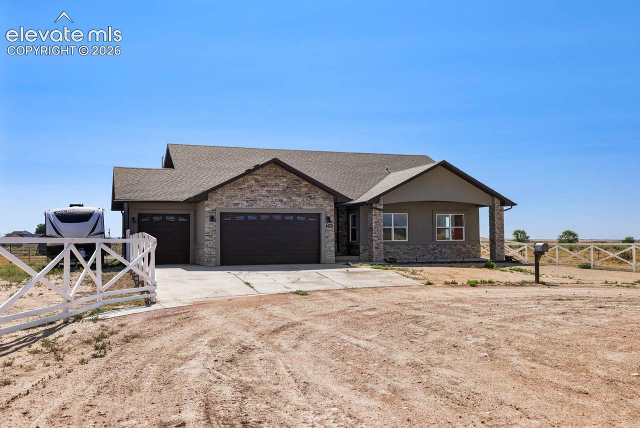 1180 Saddle Ridge Lane - Photo 1